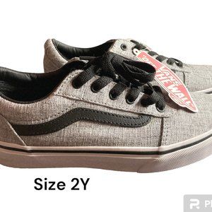 VANS Youth Size 2, *NEW without box